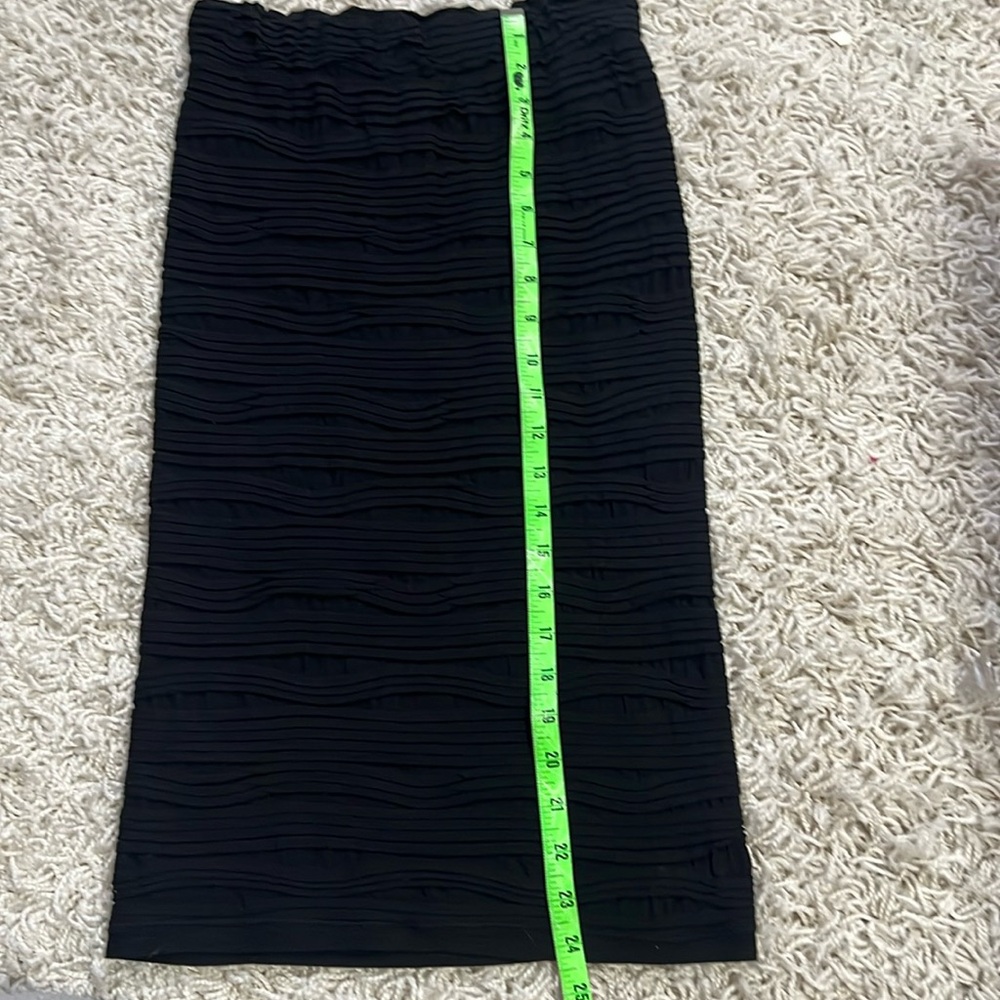 Vintage BarIII Women's black Pull-On Jersey Midi Skirt S / M form fitting - Picture 4 of 5